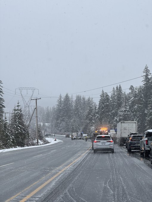 An image showing the backup on the Sea to Sky Highway on Wednesday morning due to a multi-vehicle crash.