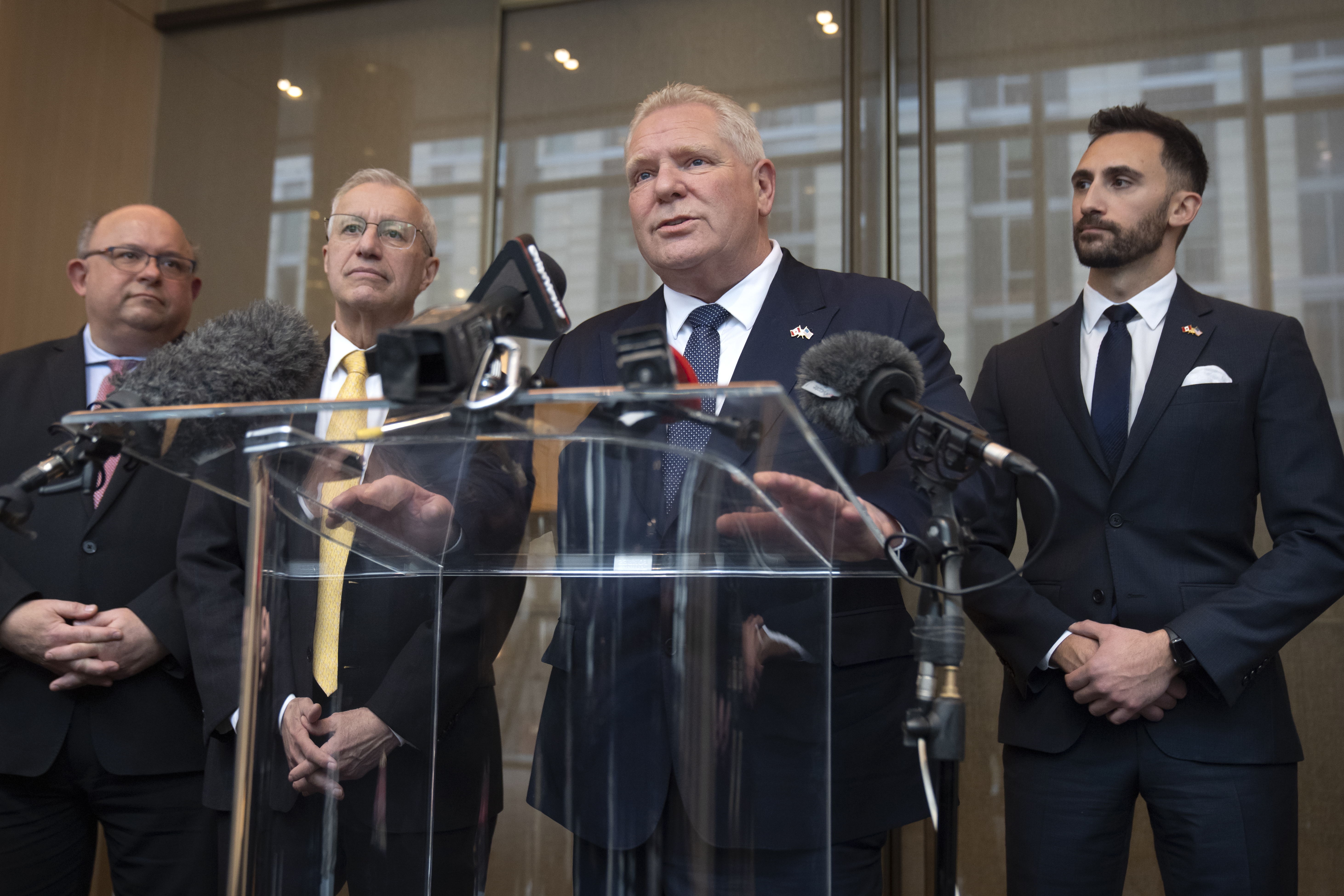 часове след като президентът на САЩ Доналд Тръмп отново заслепи