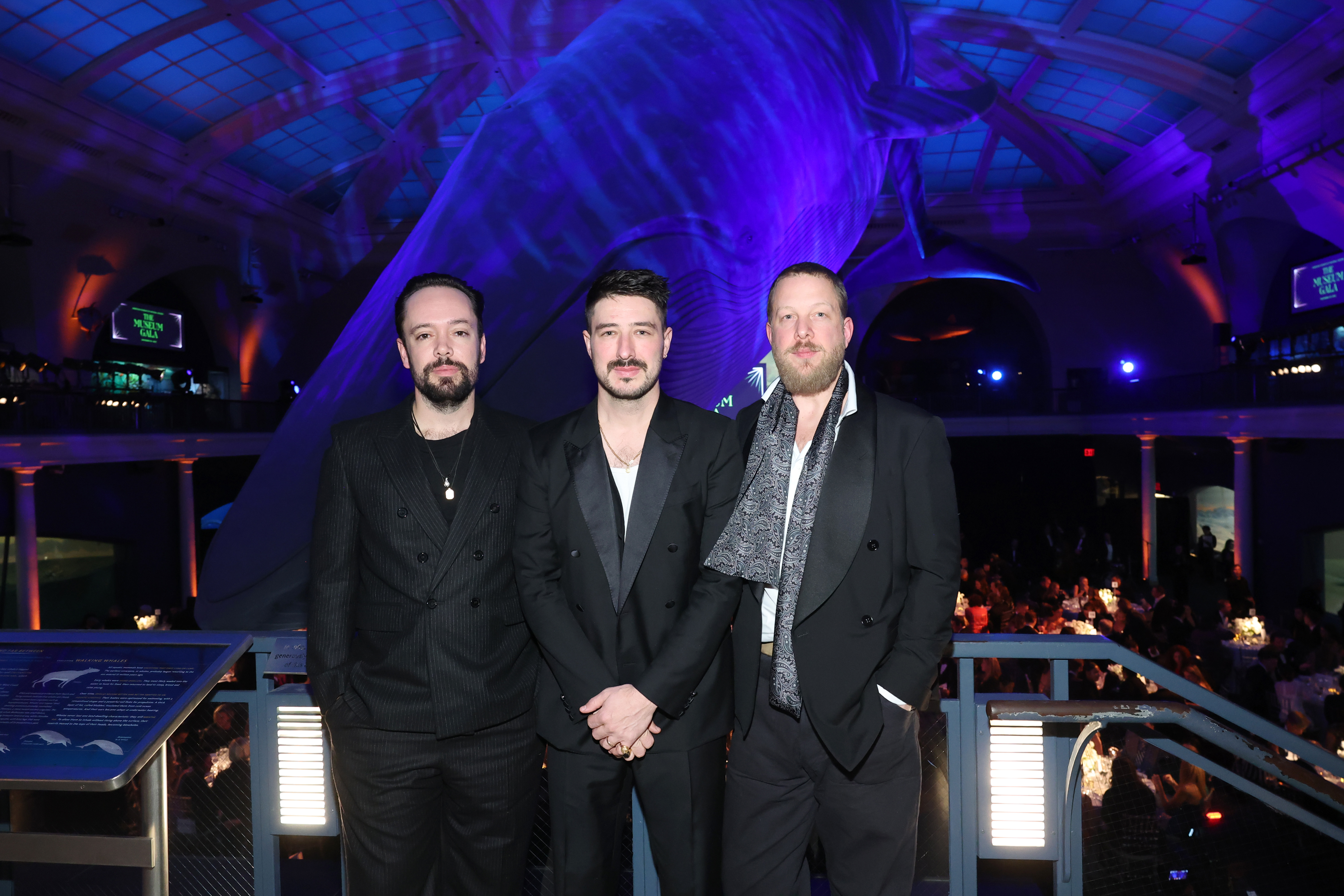 Mumford и Sons седнаха с радиоводещ Брайън Уест точно преди