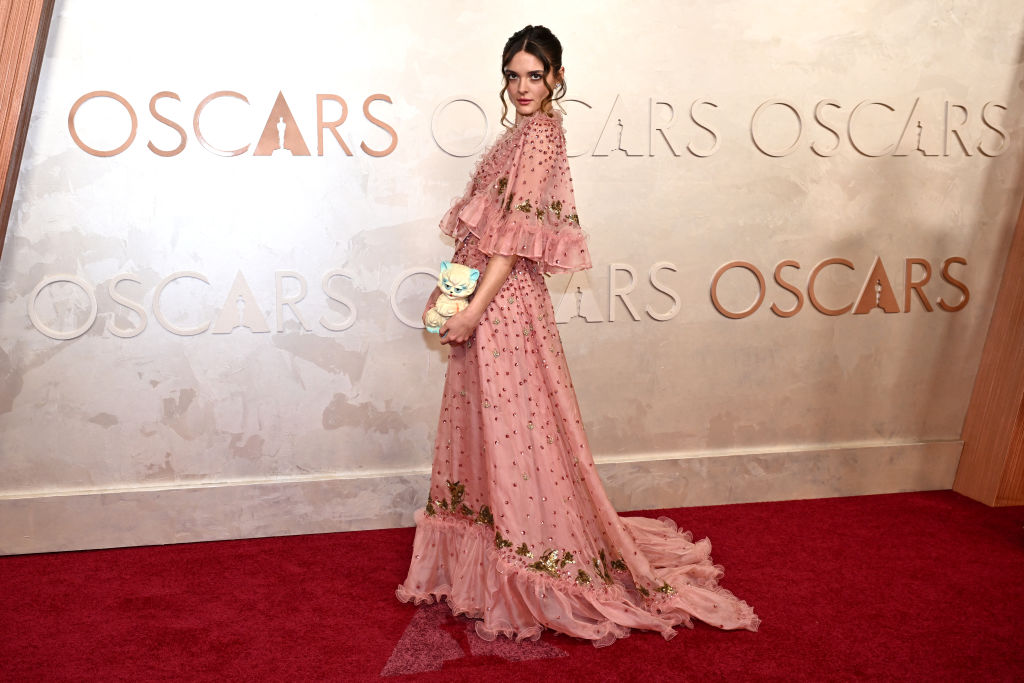 Charlotte Lawrence attends the 97th Annual Academy Awards at the Dolby Theatre in Hollywood, California on March 2, 2025.