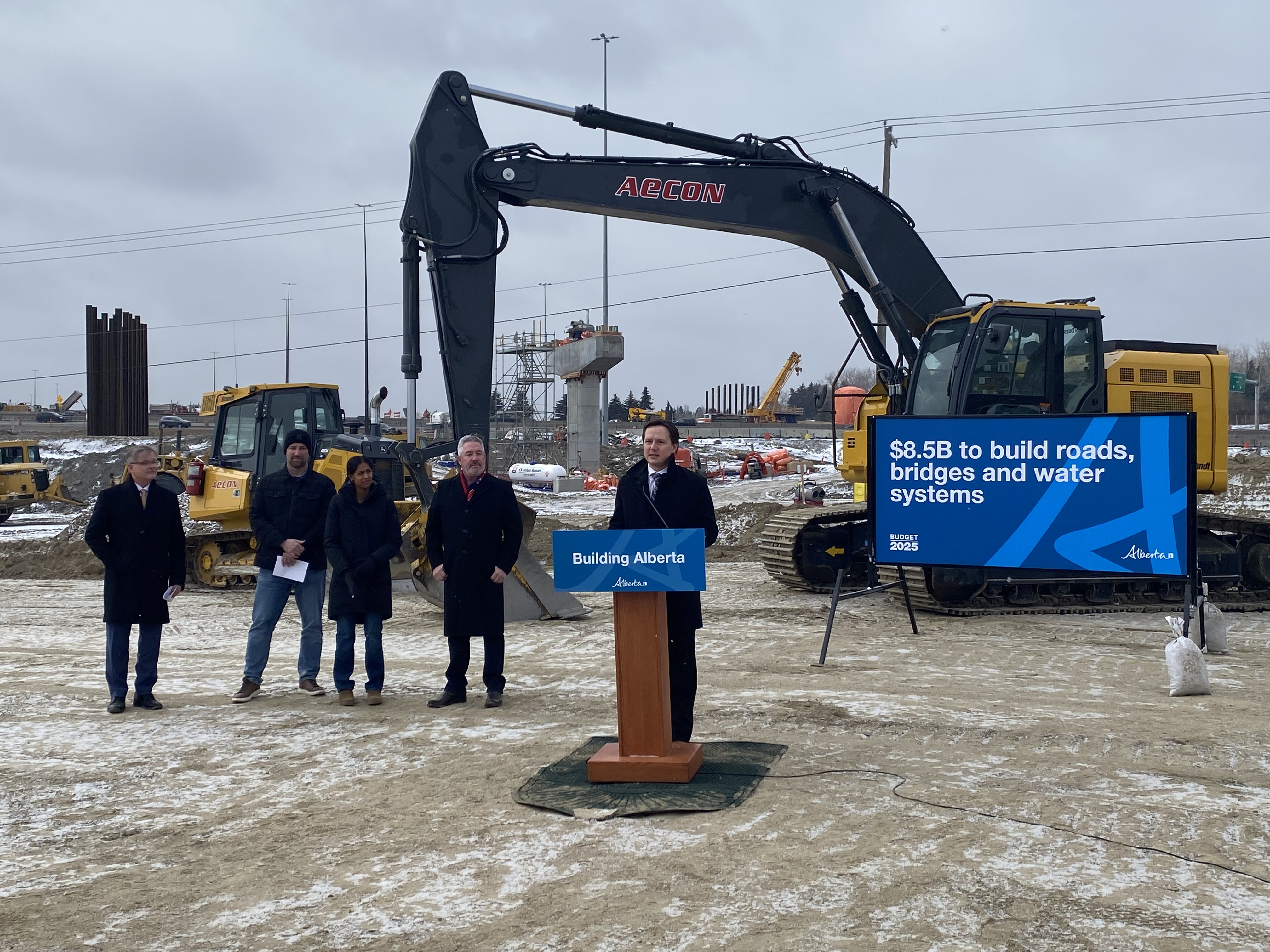 Провинциалното правителство на Алберта е отделило 8 5 милиарда долара бюджет