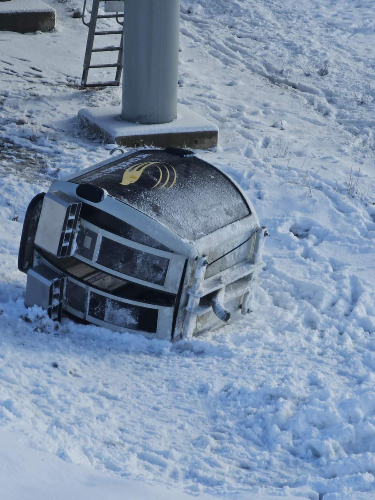 Resorts of the Canadian Rockies says an investigation is underway after a car fell off the Golden Eagle Express gondola at Kicking Horse Mountain Resort near Golden, B.C. Monday morning while there were passengers inside.