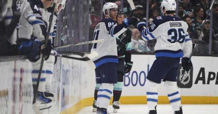 Мащабната победа в петък с 4 1 над Далас със