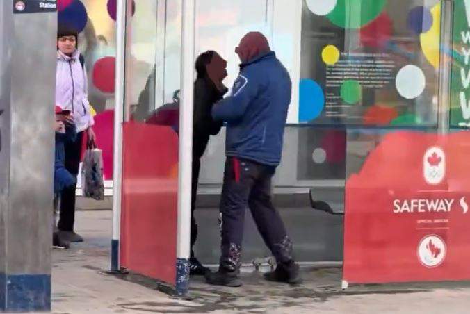 A video widely circulating on social media shows a man allegedly involved in the attempted robbery of a woman on a downtown Calgary CTrain platform on Sunday, March 23, 2025.