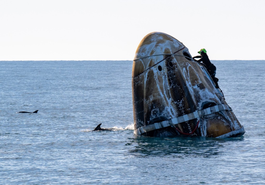 НАСА Астронавтите Бъч Уилмор и Суни Уилямс получиха специално посрещане