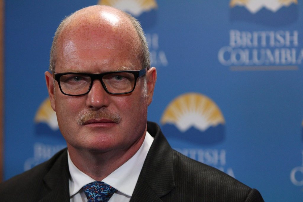 Дългогодишен B C MLA който беше забранен да се кандидатира за