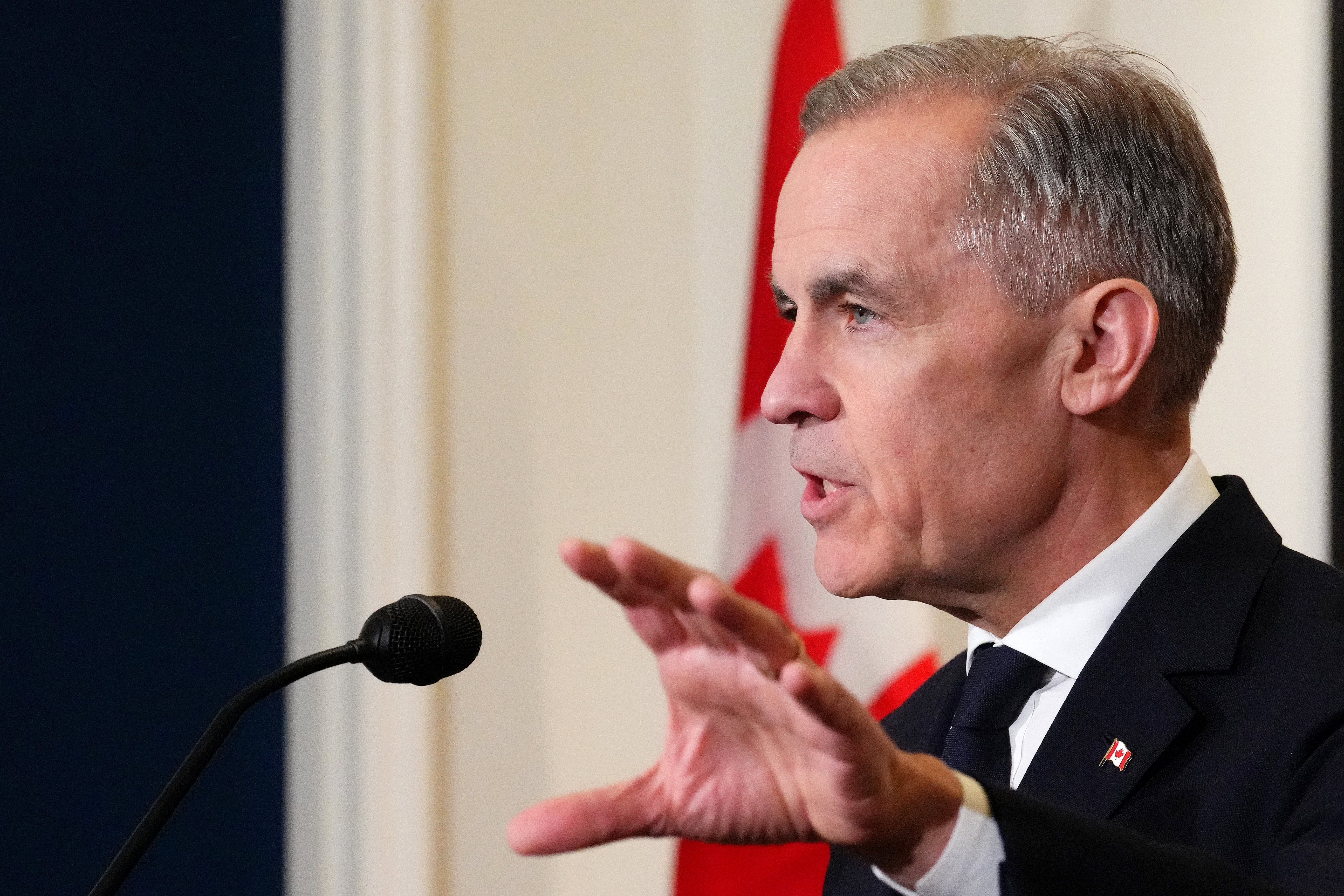 Алберта Даниел Смит и премиерът Марк Карни се срещат в