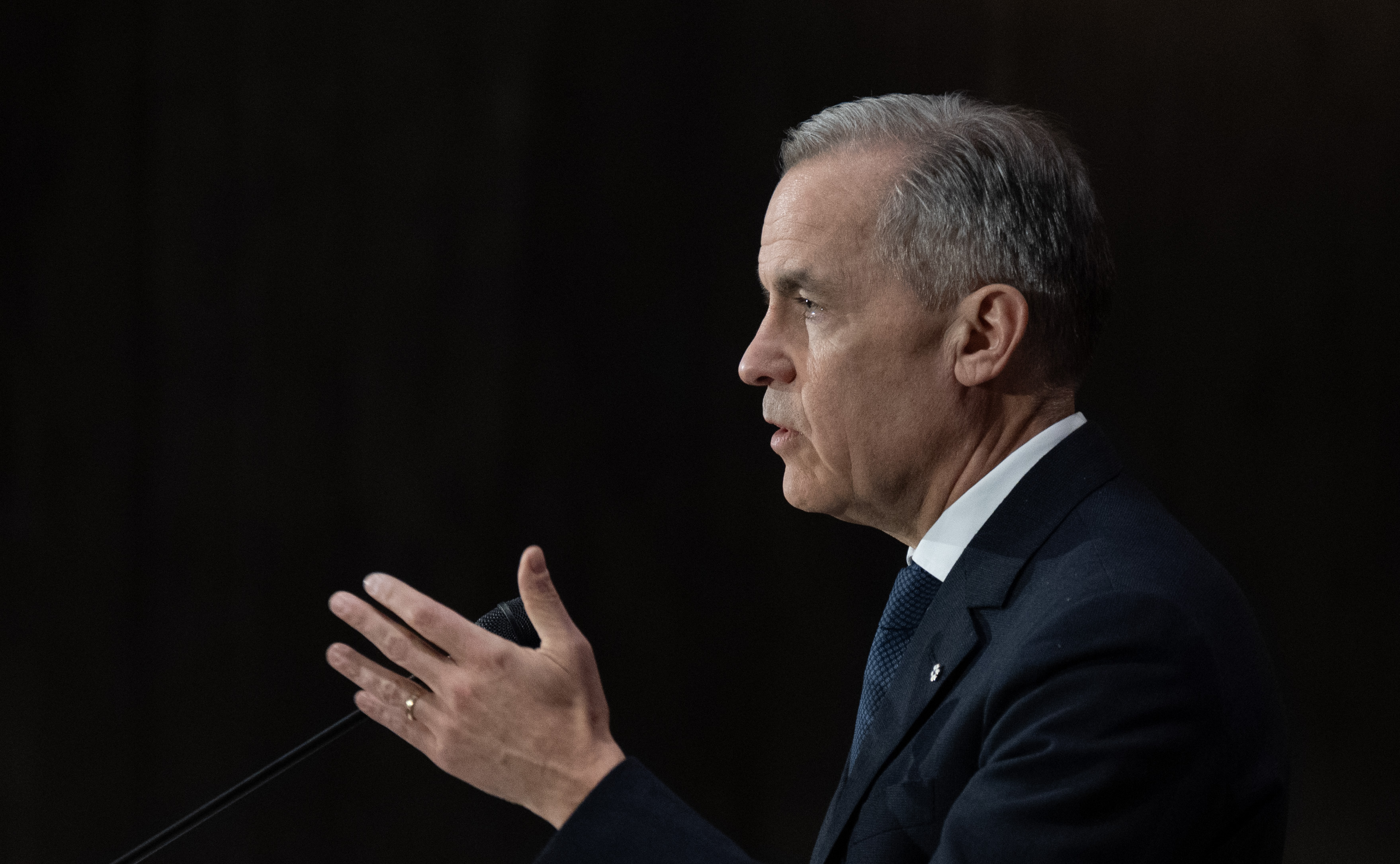 Министър председателят Марк Карни предизвика федерални избори като избирателите се