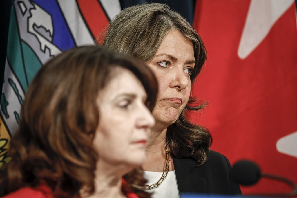 Откровен член на законодателството на Алберта изстрелян от Обединената консервативна