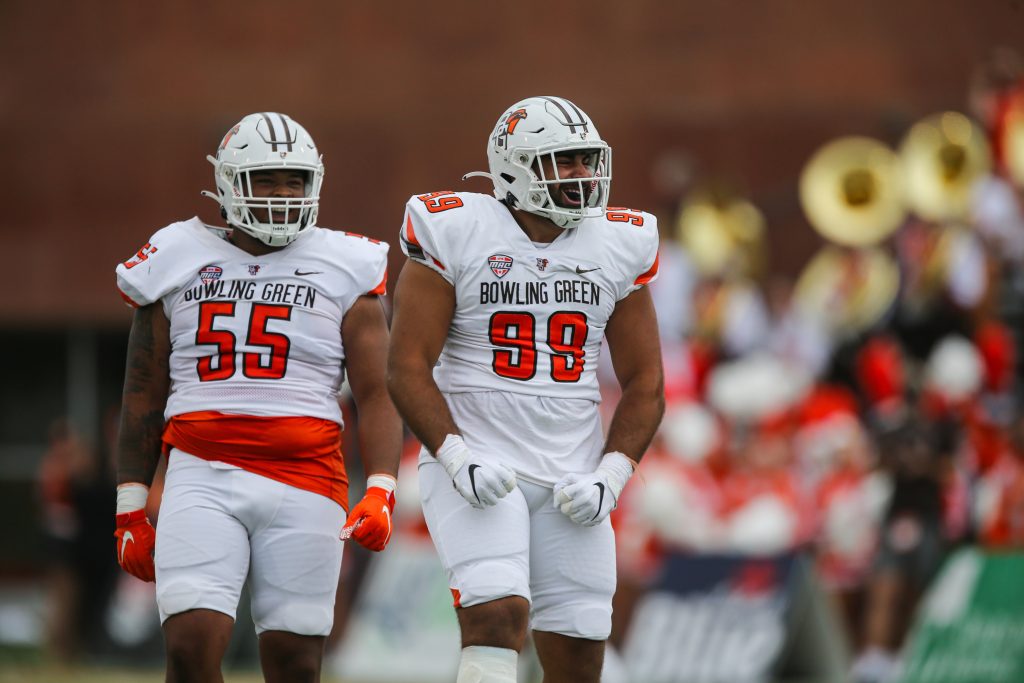 След четири сезона по защитната линия на боулинг зеления държавен