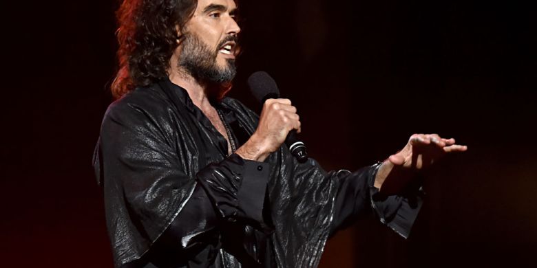 Russell Brand responds to rape, sexual assault charges