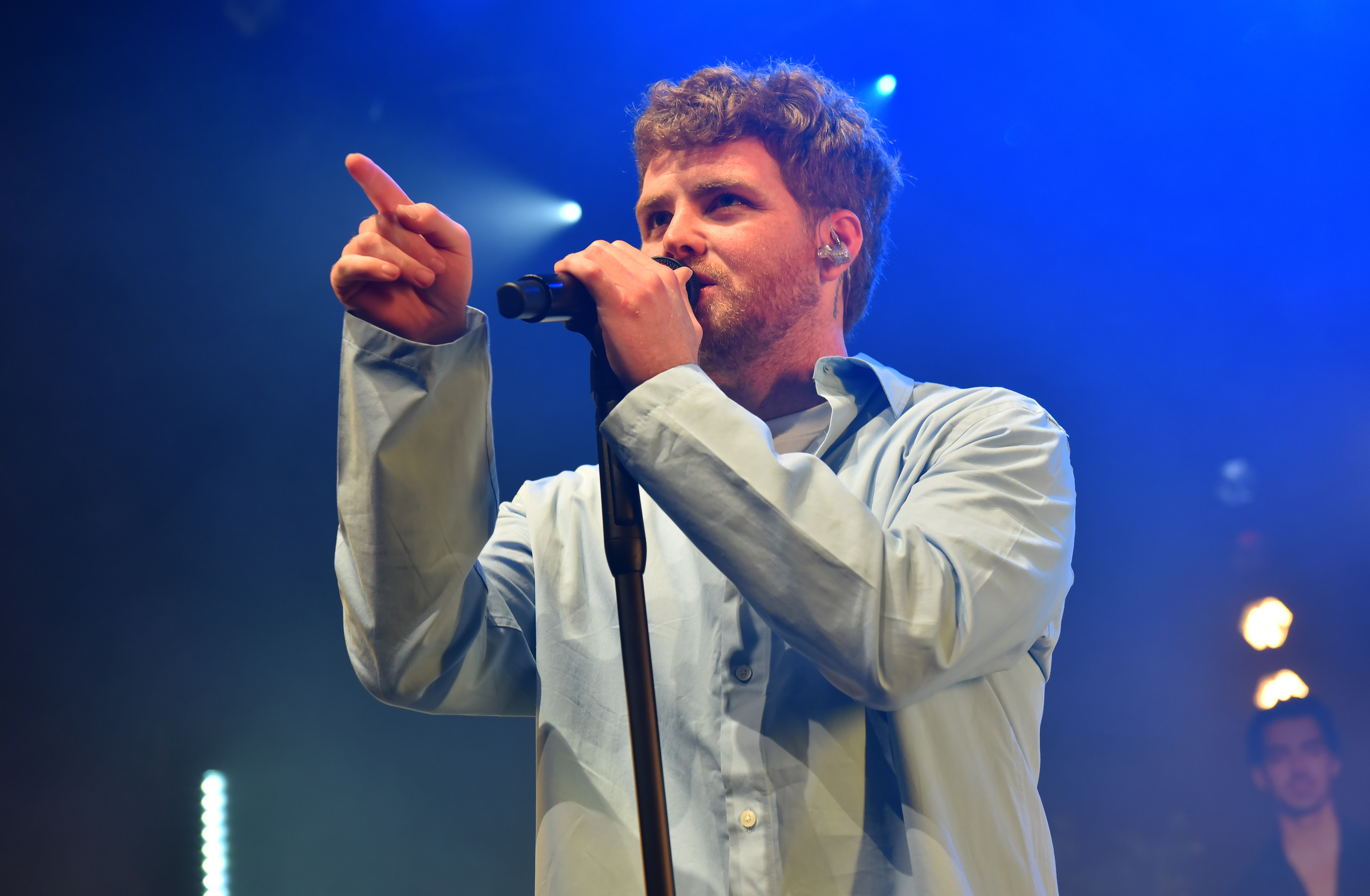 Алекс Уорън в момента е на турне в Обединеното кралство