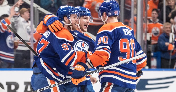 Конър Браун вкара два пъти а Конър Макдавид допринесе три