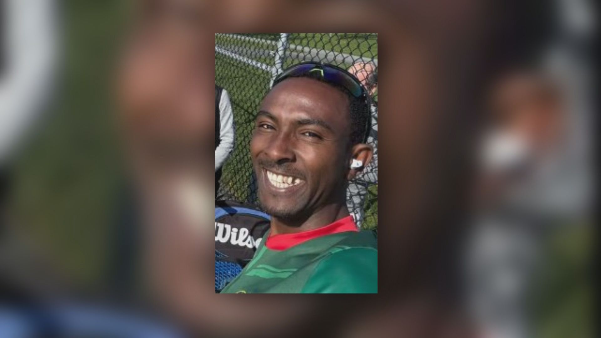 Майката на заподозрения при случайна атака срещу турист във Ванкувър