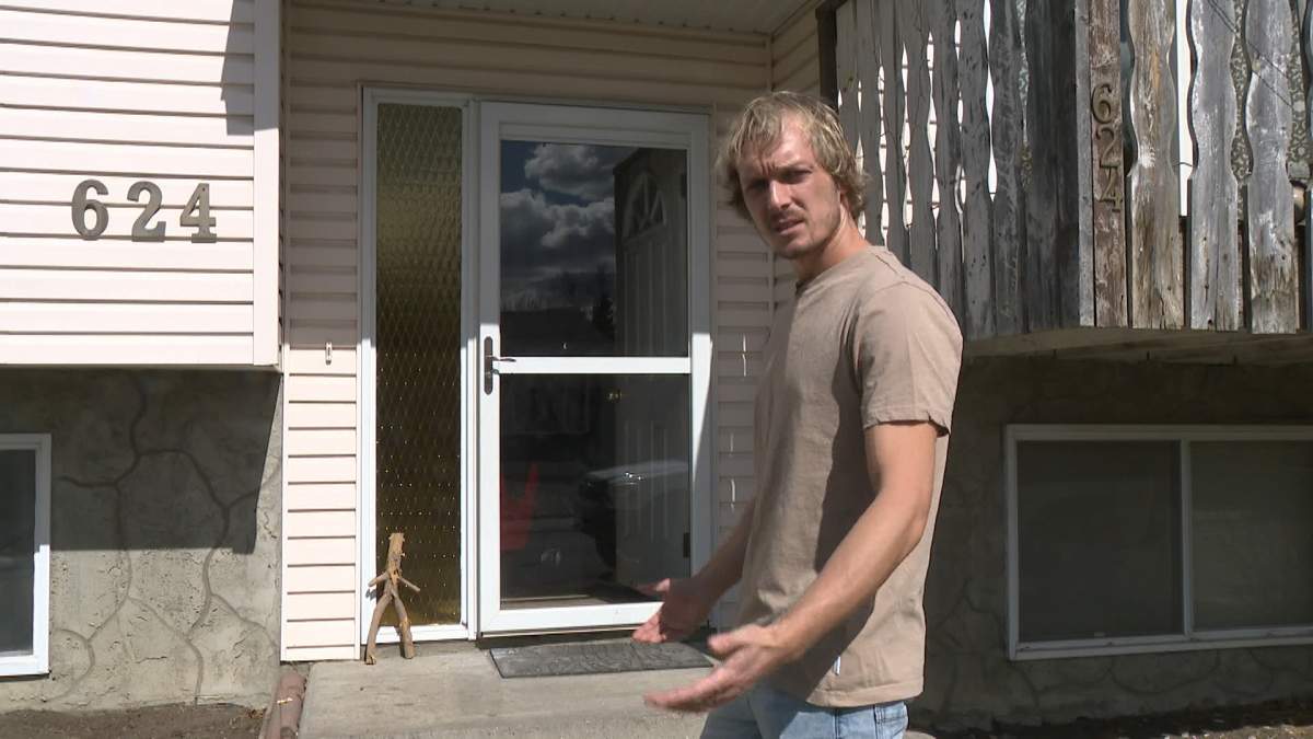 Marko Jovanovic said he first noticed something wasn't right about his new fridge when he started unpacking it to get it in the front door.