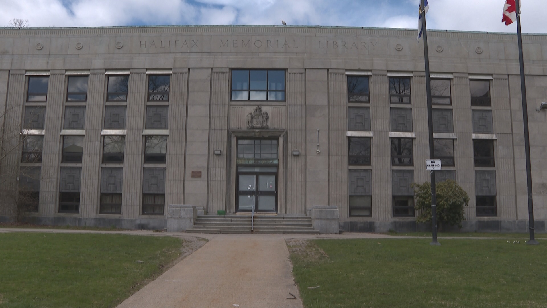 За мнозина е дълго просрочено общината да предприеме действия на