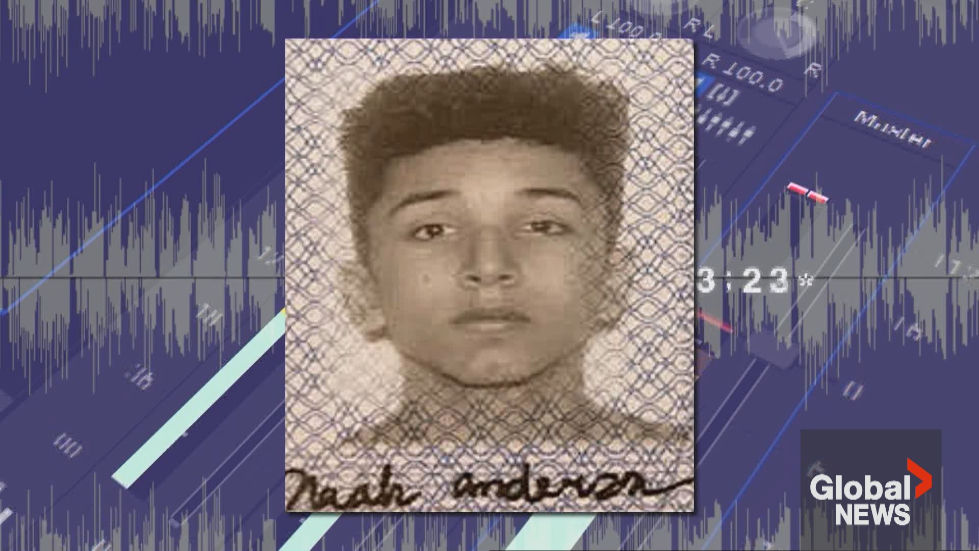 Адвокат на короната преследващ двама мъже за убийството на младежкия