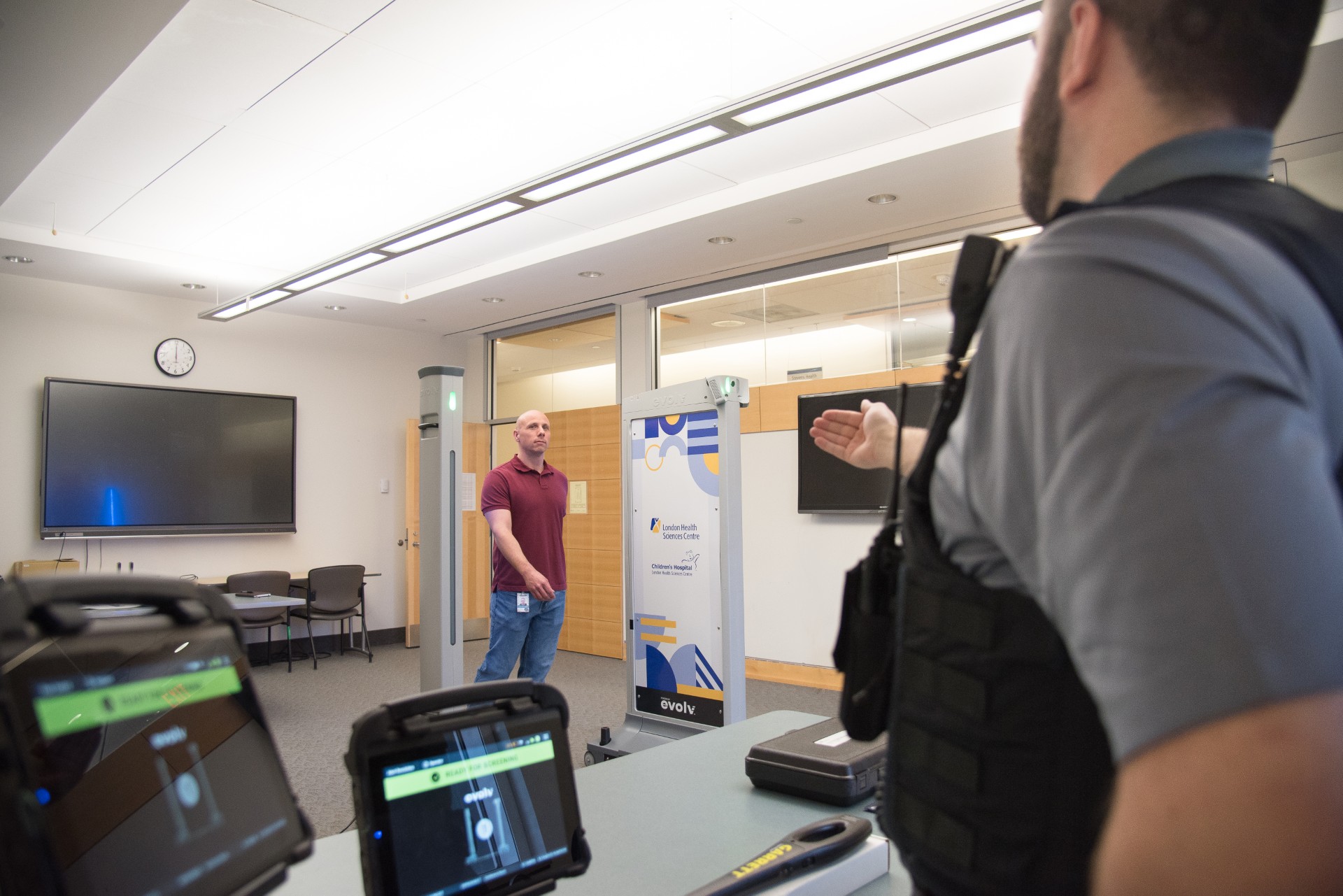 С безопасността на болничния персонал и пациентите нарастваща грижа в