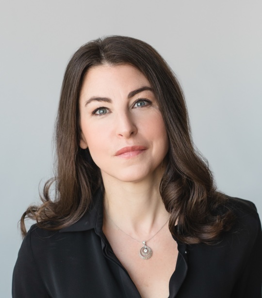 Elizabeth Wasserman, Co-Founder of Ask Elina.