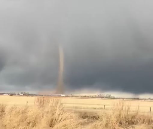Environment Canada has confirmed Canada's first tornado of the year was spotted on Saturday near Rolling Hills, Alberta, about 2 hours east of Calgary.