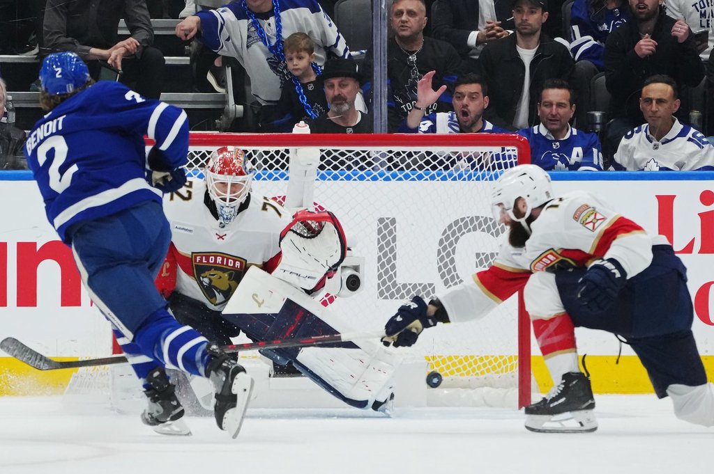 Торонто моменти след като Флоридските пантери поставиха финалните щрихи на решителната