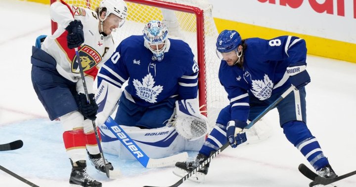 Форт Лодердейл Матю Ткачук гледаше Крис Танев да блокира