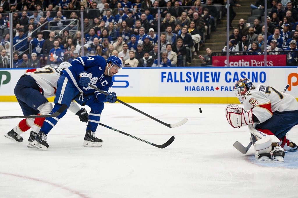 Отава Остън Матюс и неговите съотборници преодоляха нахален противник