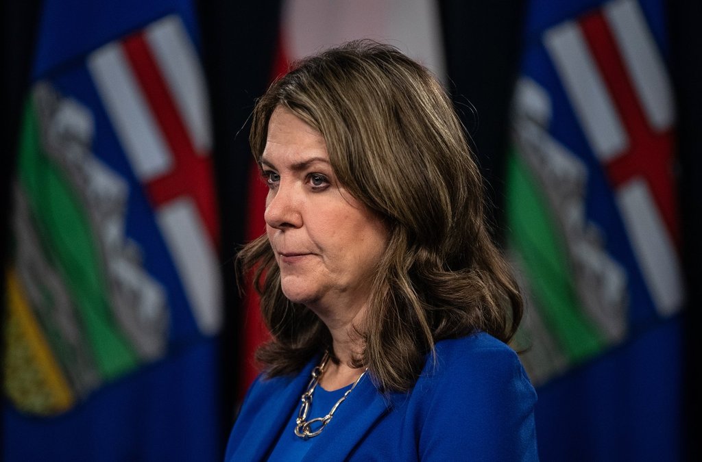 дали Алберта трябва да откаже социалните услуги от имигрантите е