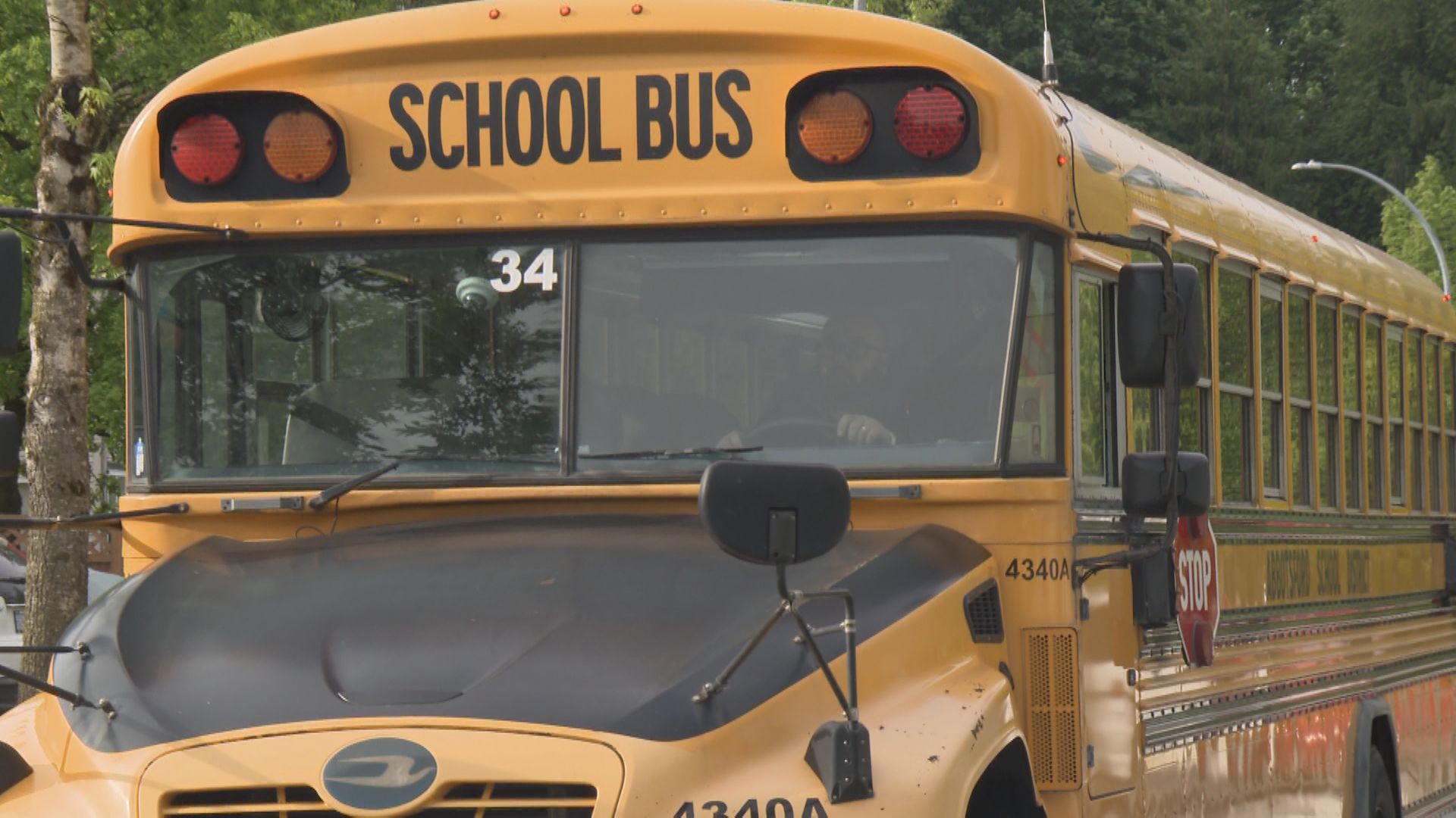 След учебната година белязана от прекъсвания някои родители в квартал