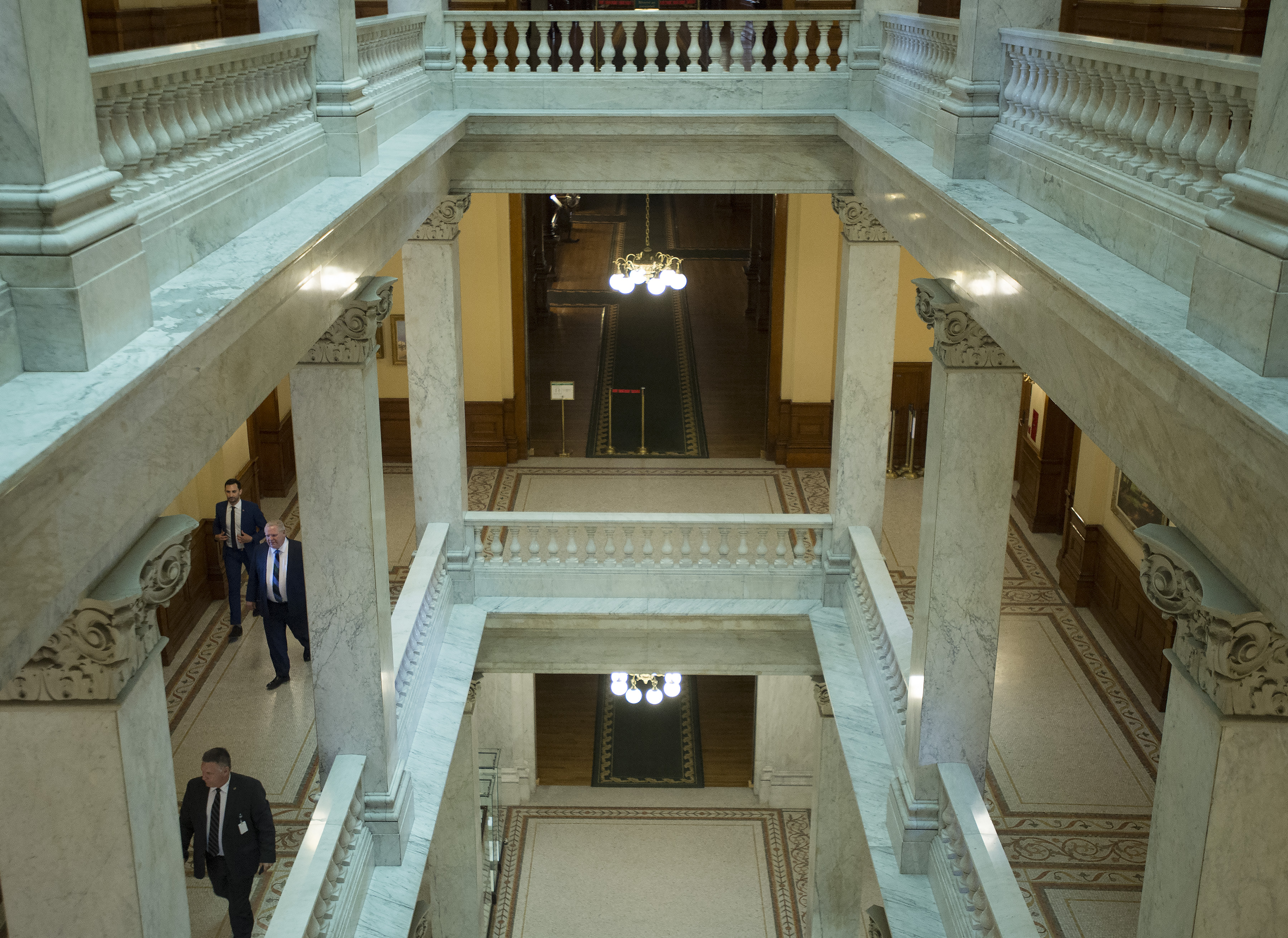 Рядък момент на единство сред опозиционните партии на Онтарио осуети