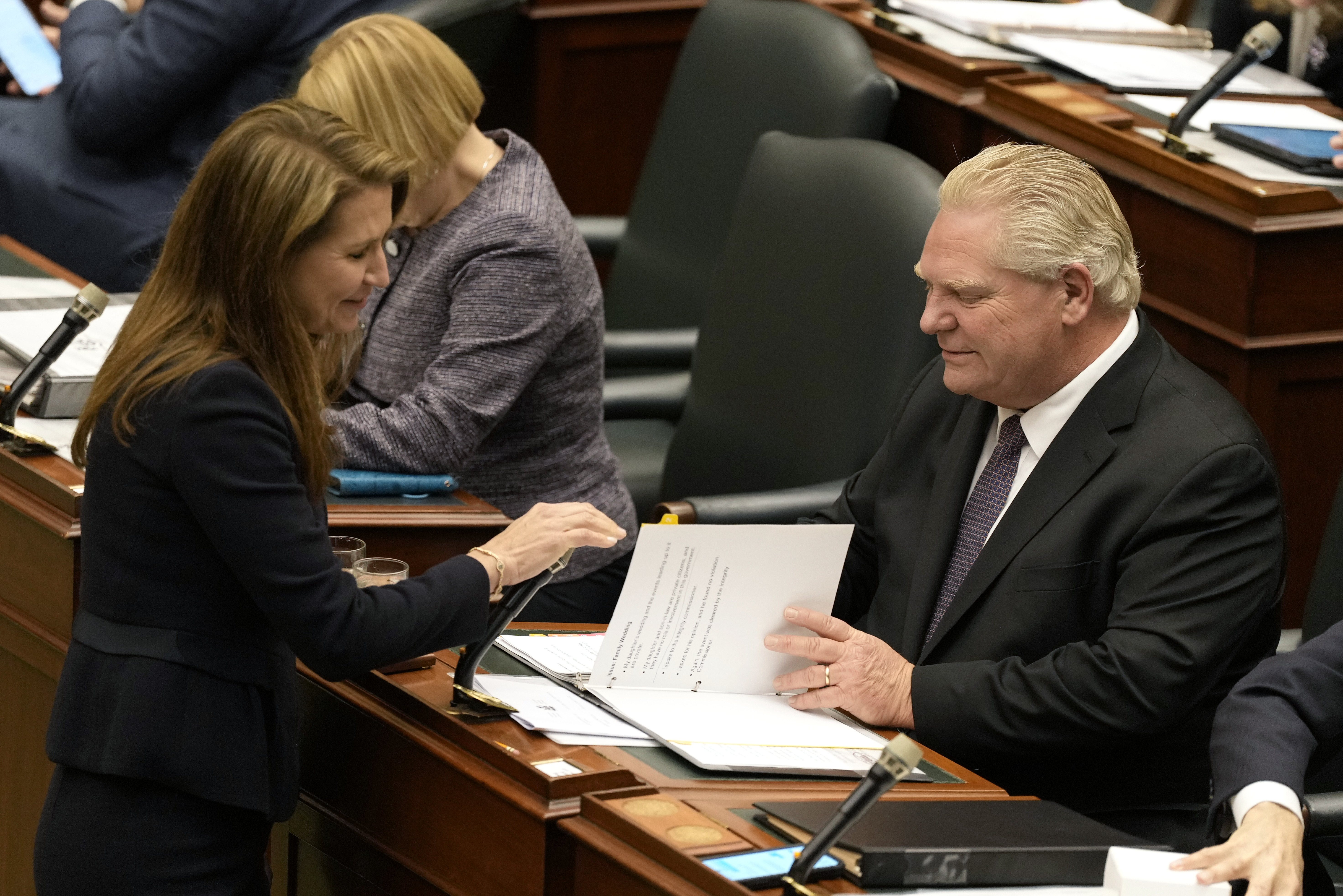 повече от година след като правителството на Ford отмени спорното