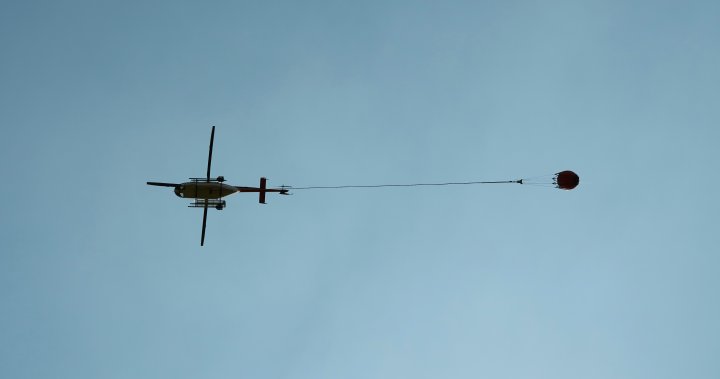 Тъй като ситуацията с пожар в Западна Канада отново се