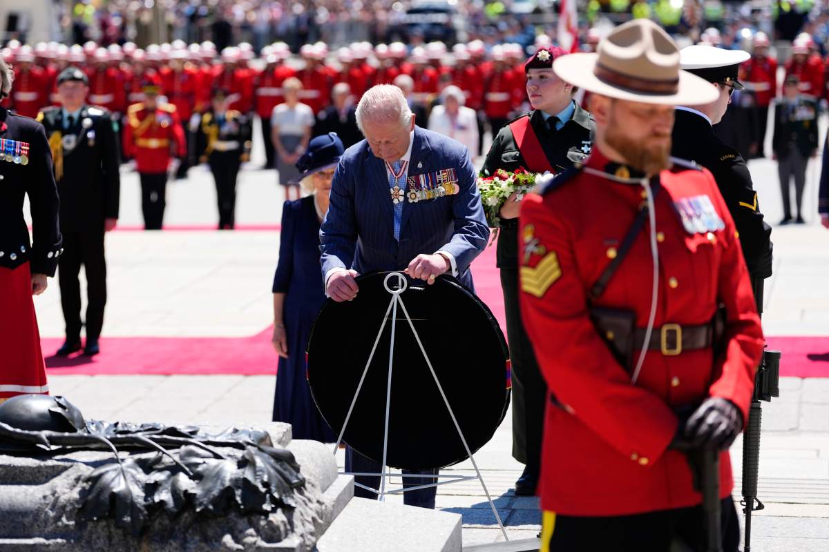 King Charles places a wreath at the Tomb of the Unknown Soldier at the National War Memorial in Ottawa on Tuesday, May 27, 2025. THE CANADIAN PRESS/Justin Tang