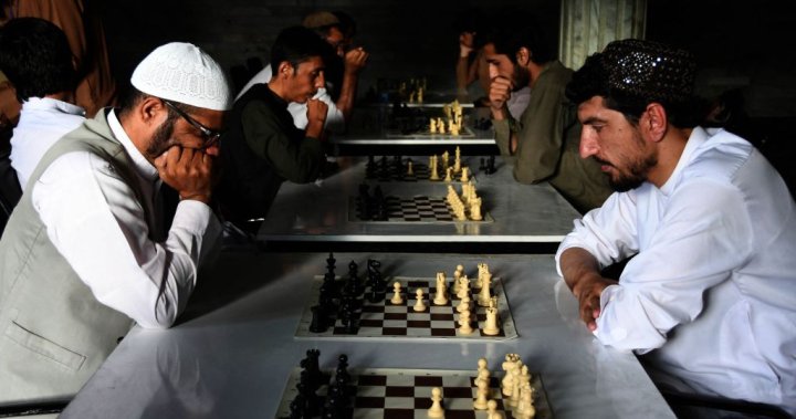 Талибаните са забранили шаха в Афганистан позовавайки се на религиозни