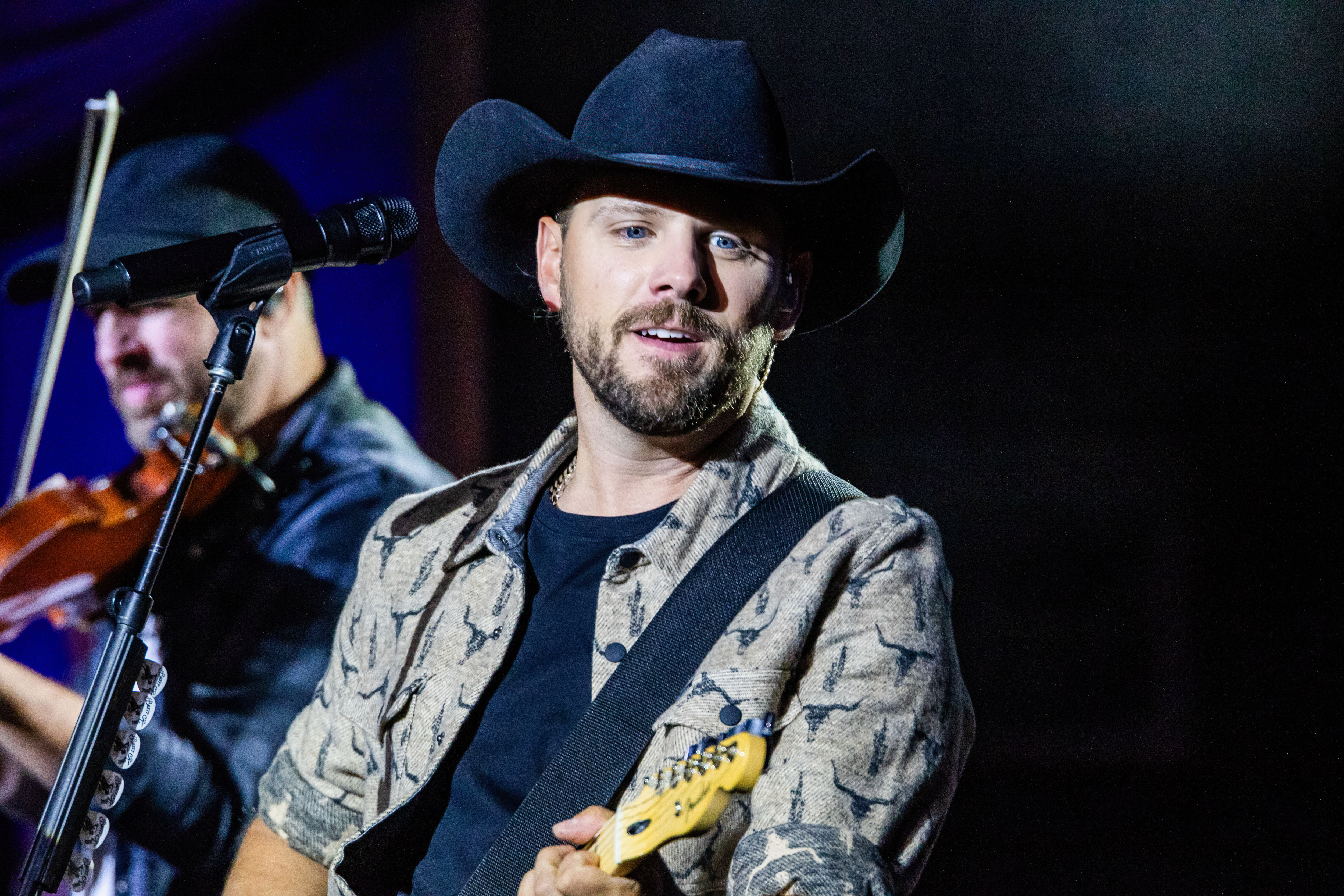 Още през 2020 г когато Брет Кисел беше посочен като