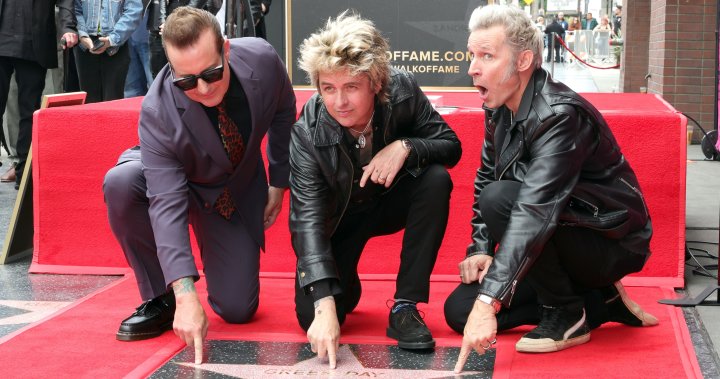 През 2023 г Зеленият ден седна с Алън Крос за