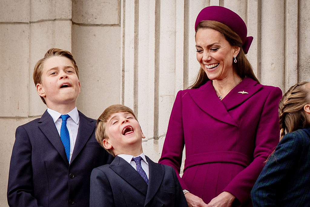 Prince George, the Princess of Wales, Prince Louis and Princess Charlotte on the balcony of Buckingham Palace, London, to view the fly past featuring the Royal Air Force's Red Arrows and current and historic military aircraft, at the end of the military procession marking the 80th anniversary of VE Day, and in honour of those who served during the Second World War, on May 5, 2025 in London, England.