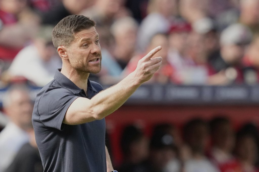 Xabi Alonso се завръща в Реал Мадрид за да поеме