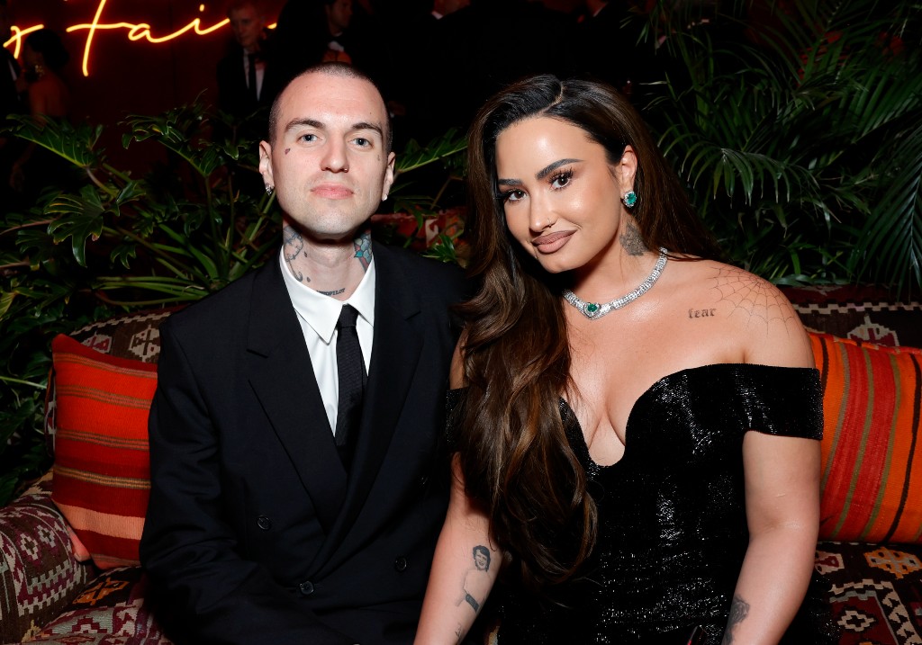 Тя е нещо повече от готина за лятото Деми