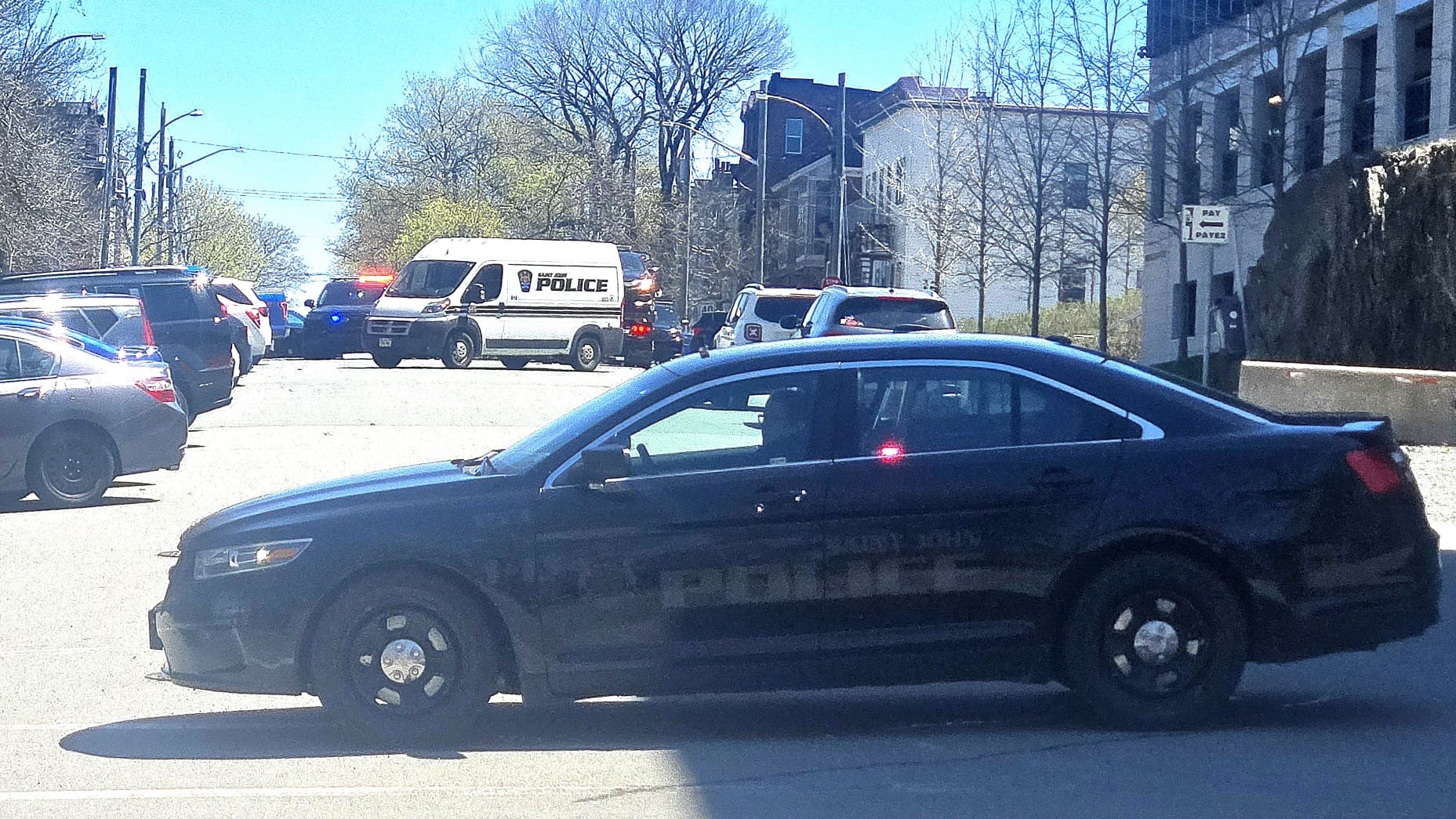 20 годишен мъж е арестуван и обвинен в убийство от първа