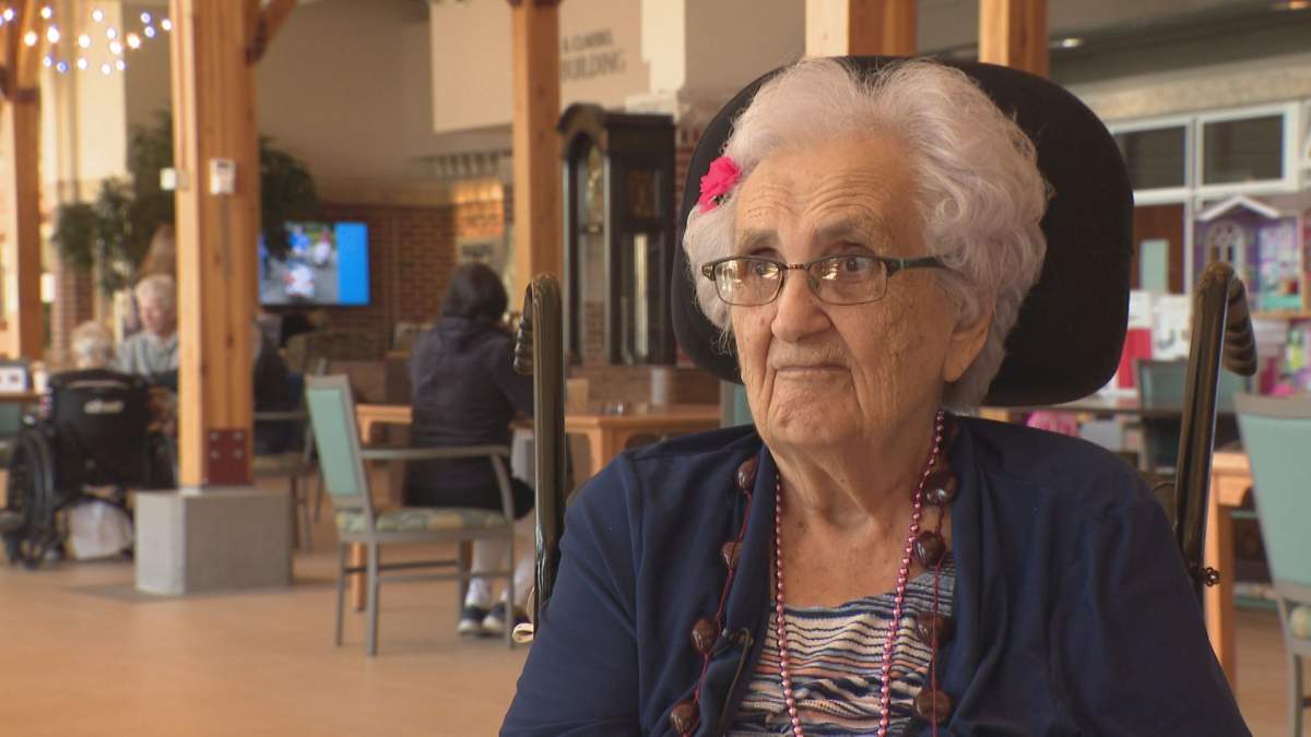 Violet Nychuk still loves to sing at 103-years-old.
