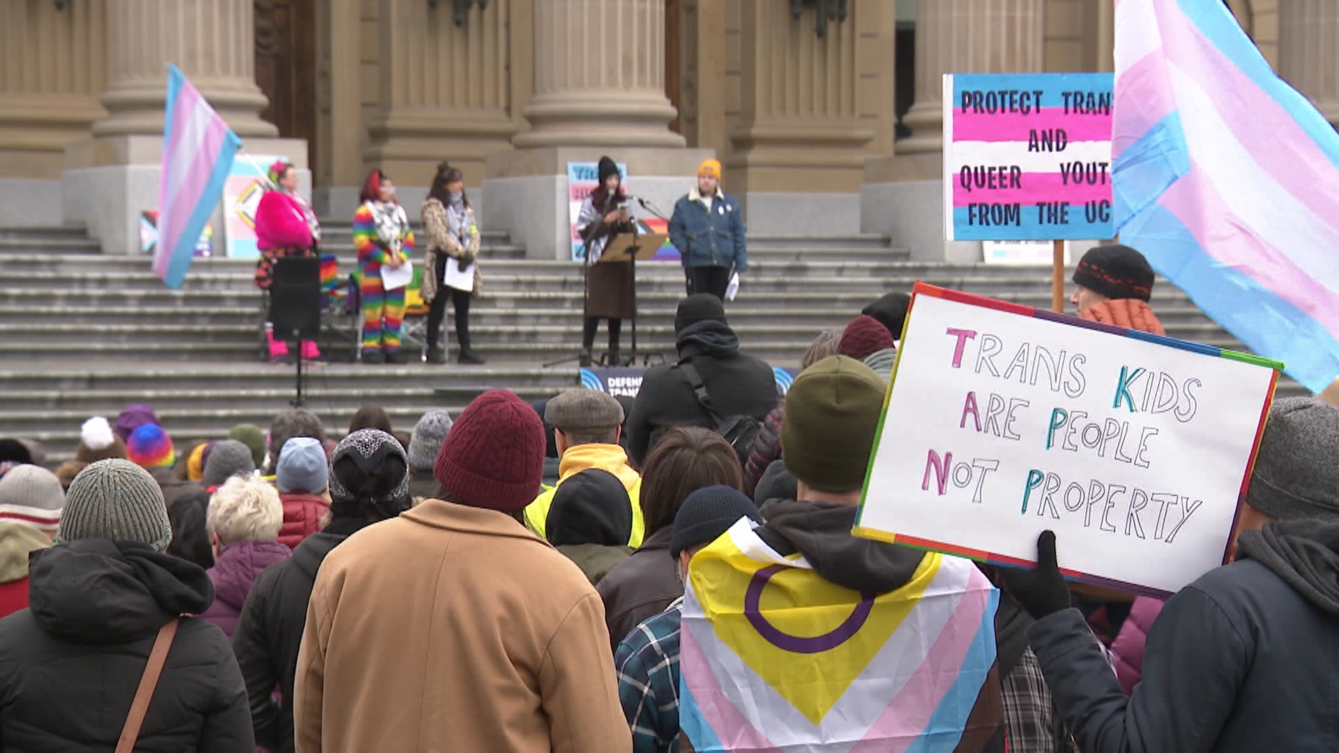 Група представляваща лекарите на Канада оспорва конституционността на законодателството на