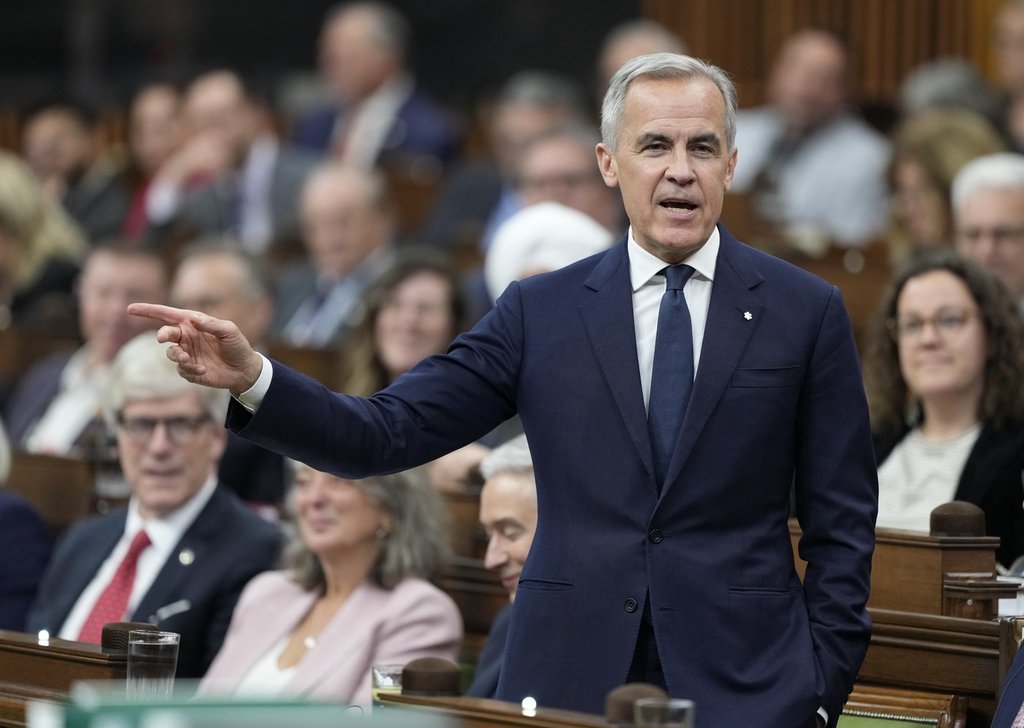 Министър председателят Марк Карни и китайския премиер Ли Кианг се