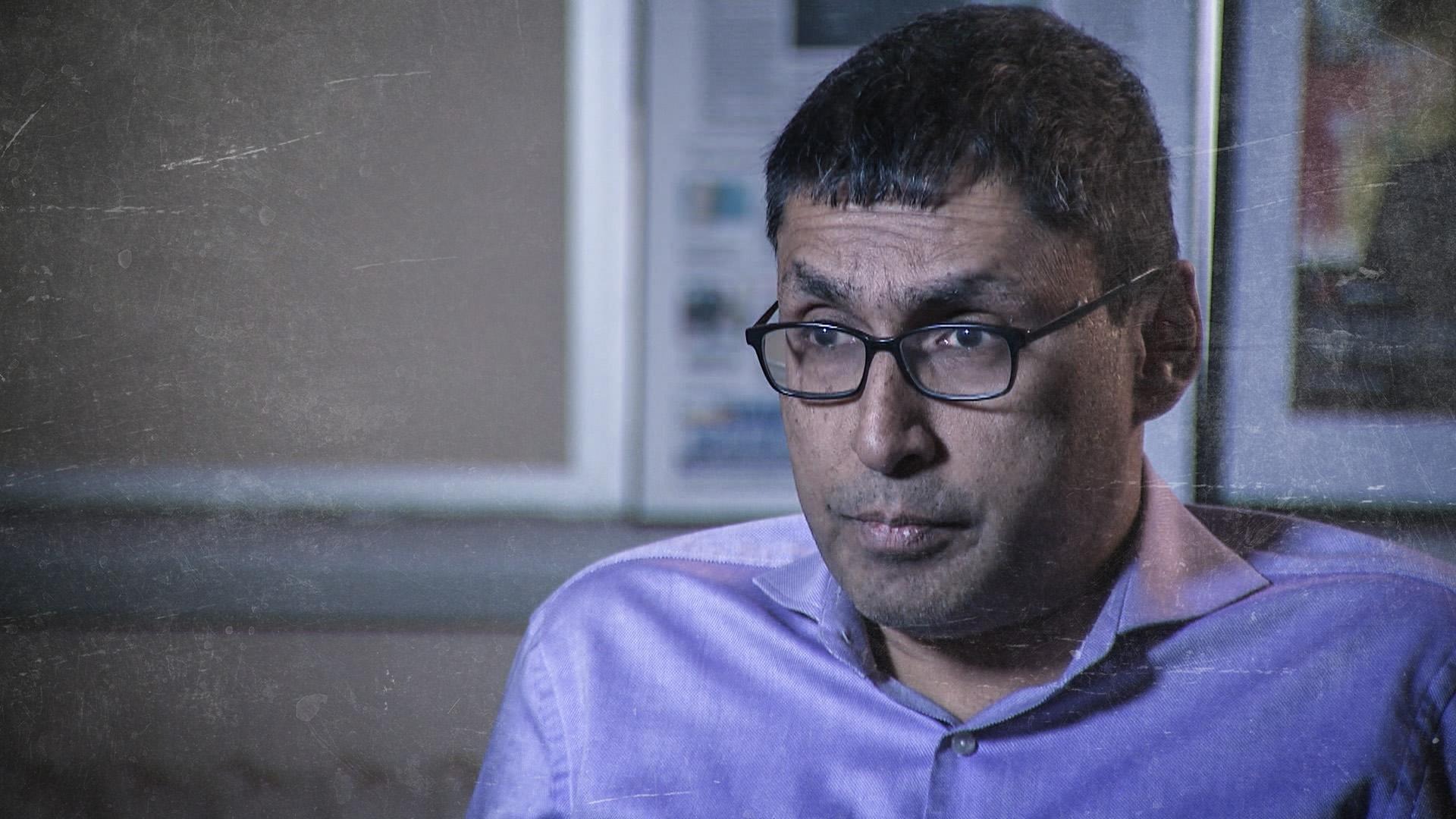 Photo of Dr. Wilson in his Ottawa office