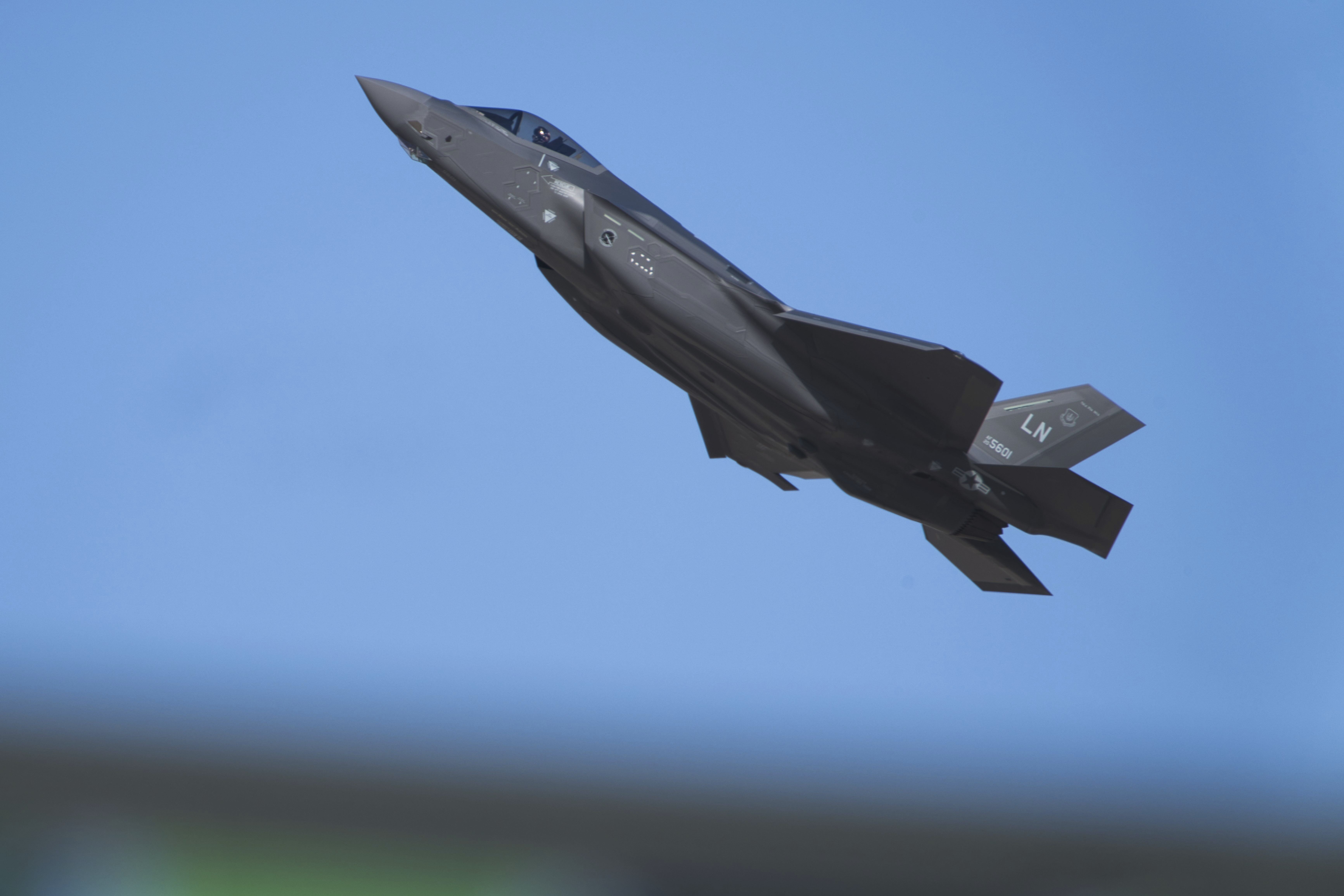 F-35 costs soar nearly 50% amid delays, AG reports