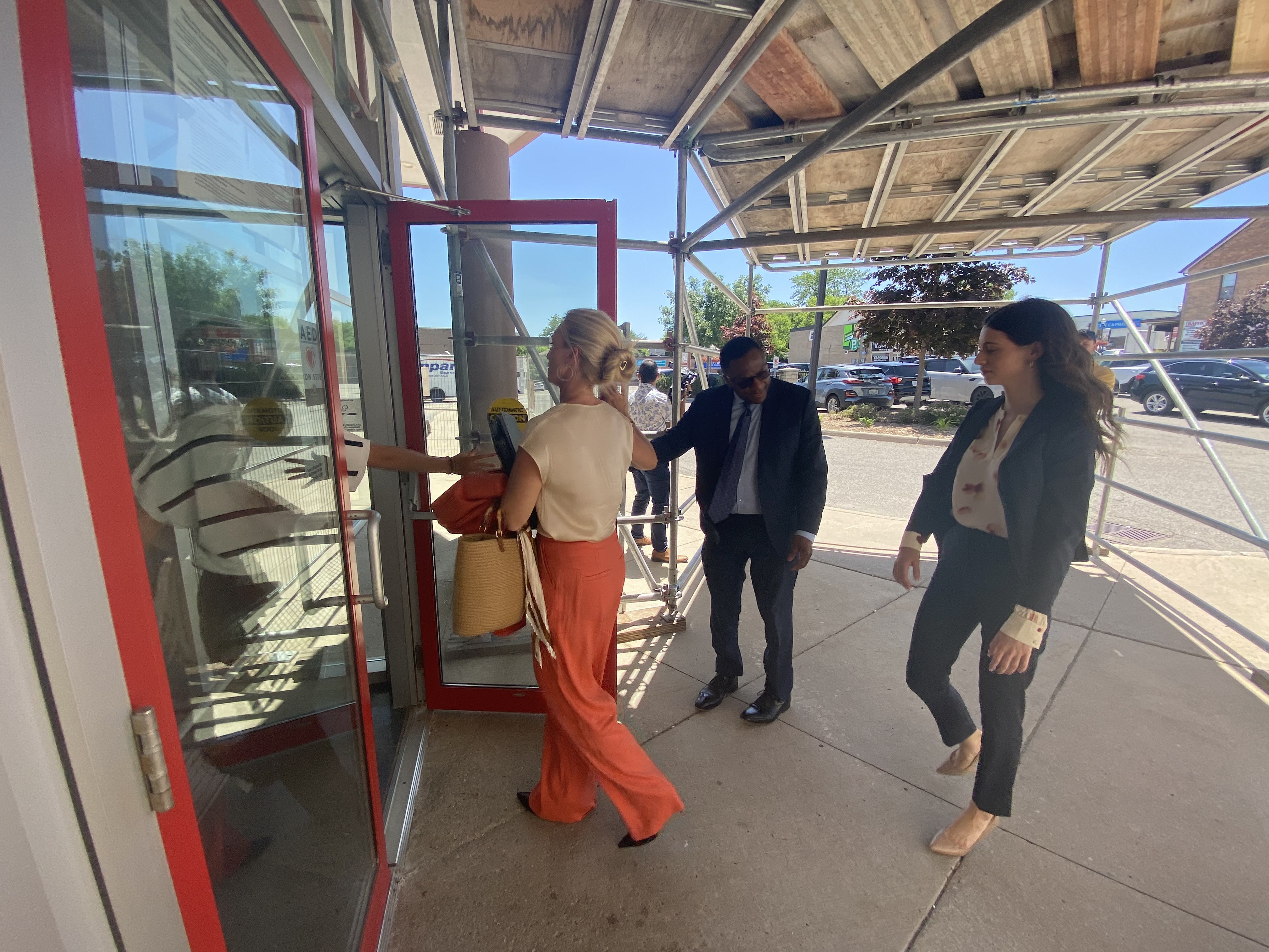 След като започна в Bracebridge Ont Миналата есен процесът за