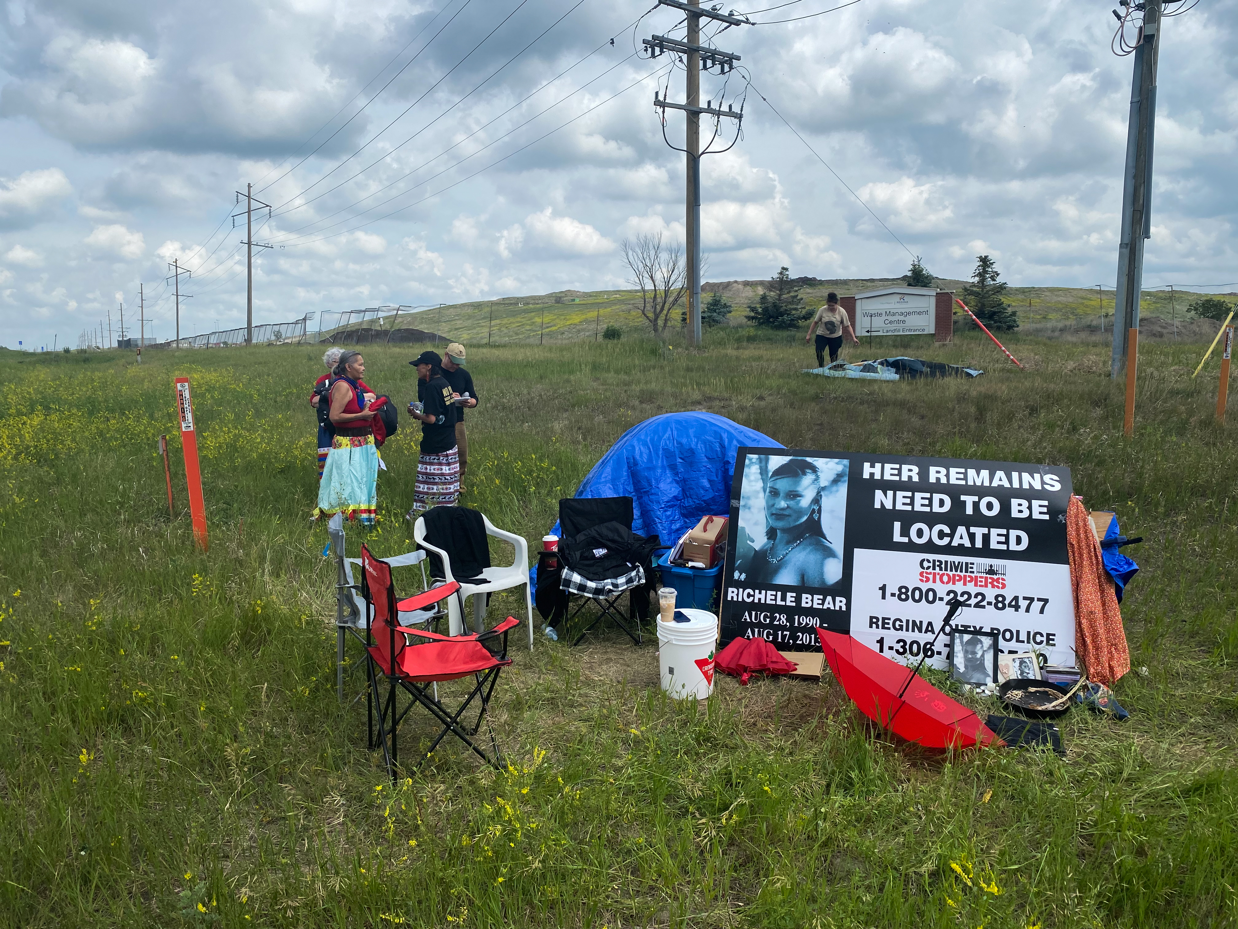 Все повече хора се присъединяват към призива за полицията на