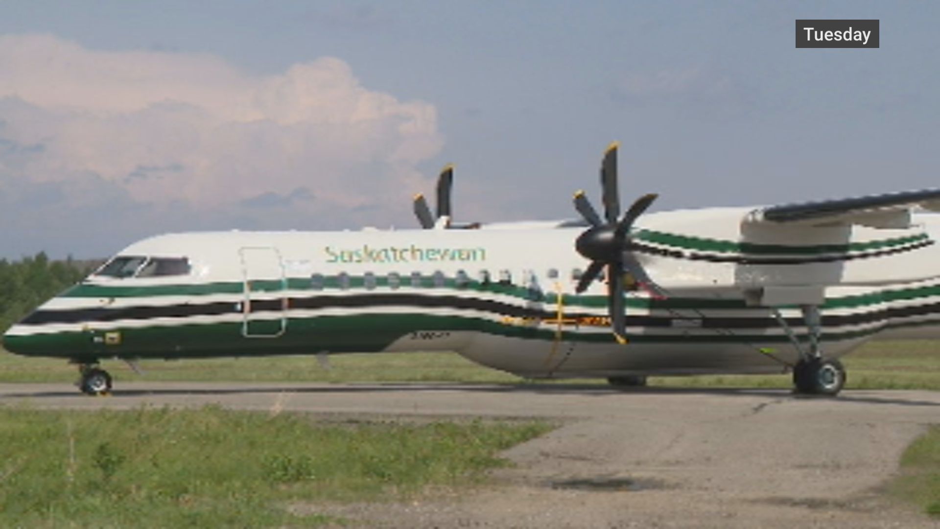 NDP на Саскачеван според Асинк наскоро закупеният Conair Dash 8 q400at