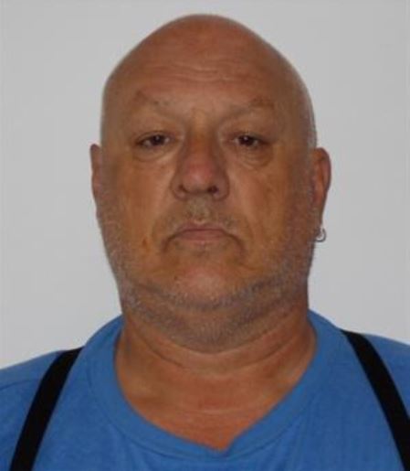 Поправителна служба Канада казва че осъден убиец е избягал от