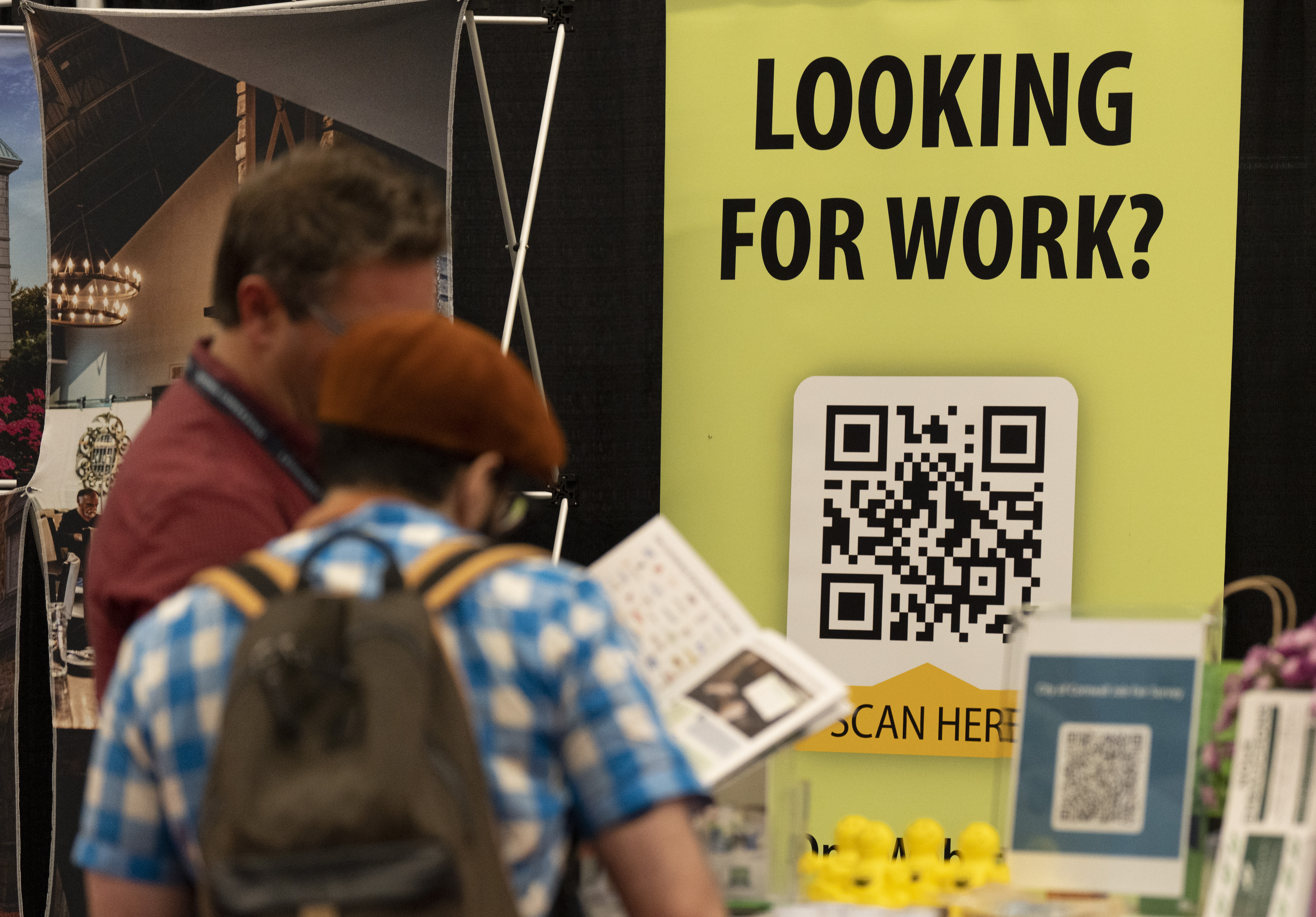 Feds extend summer job program amidst high youth unemployment